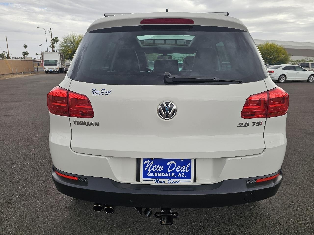 Volkswagen Tiguan S 2013