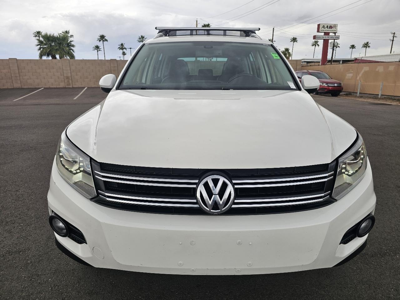 Volkswagen Tiguan S 2013