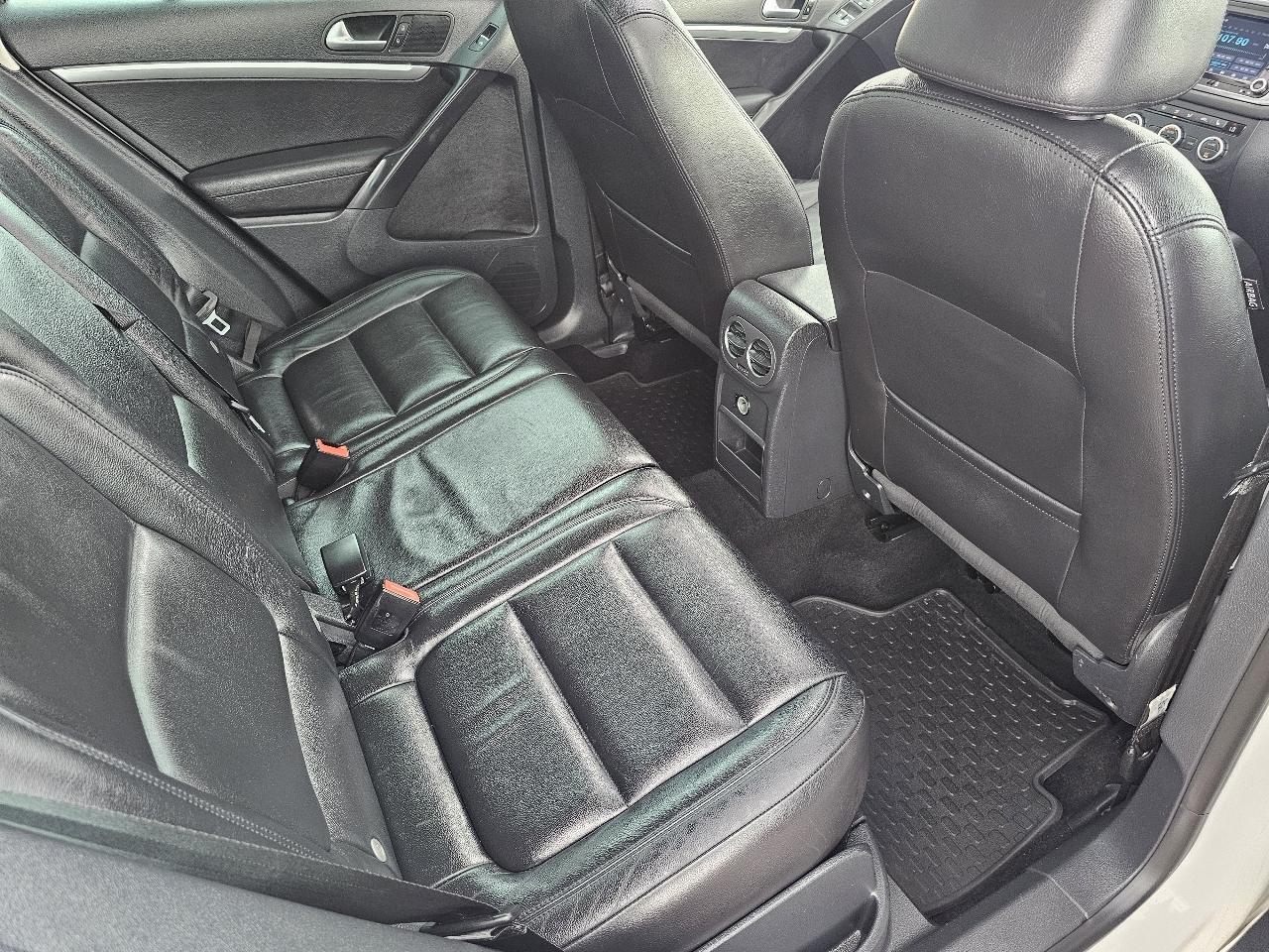 Volkswagen Tiguan S 2013