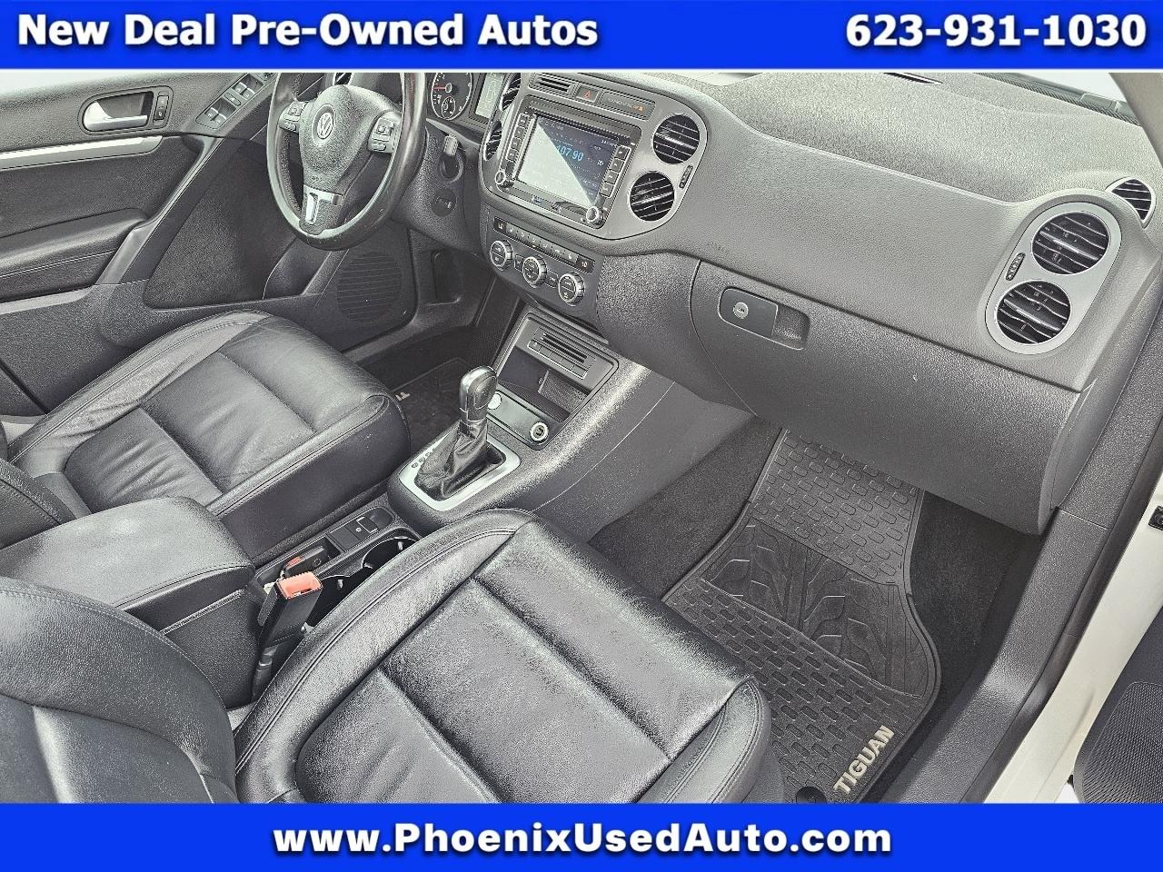 Volkswagen Tiguan S 2013