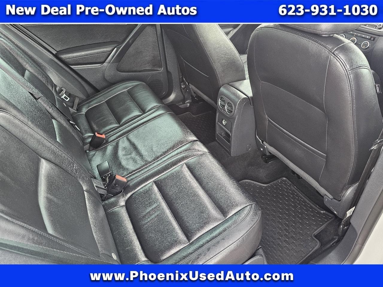 Volkswagen Tiguan S 2013