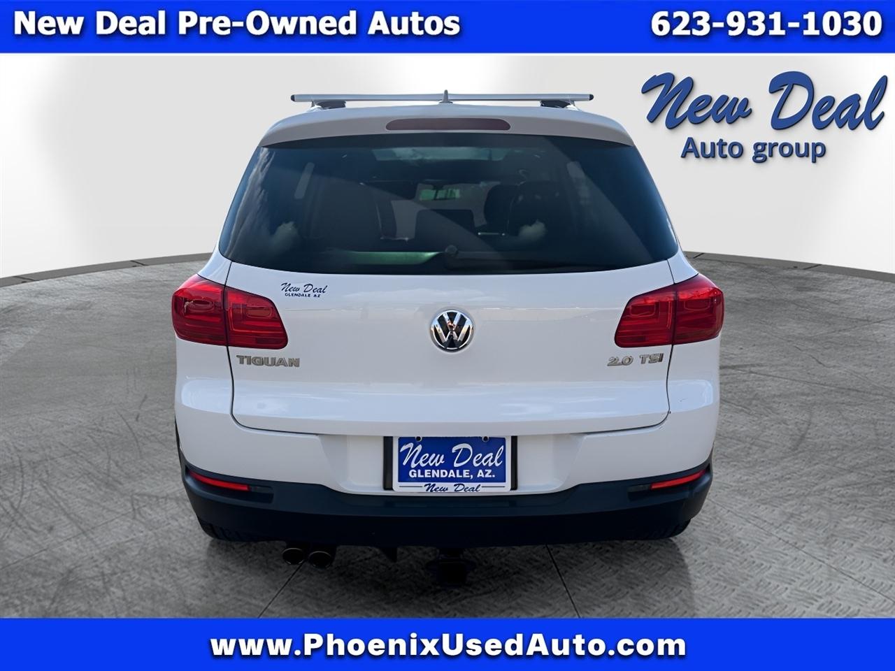 Volkswagen Tiguan S 2013