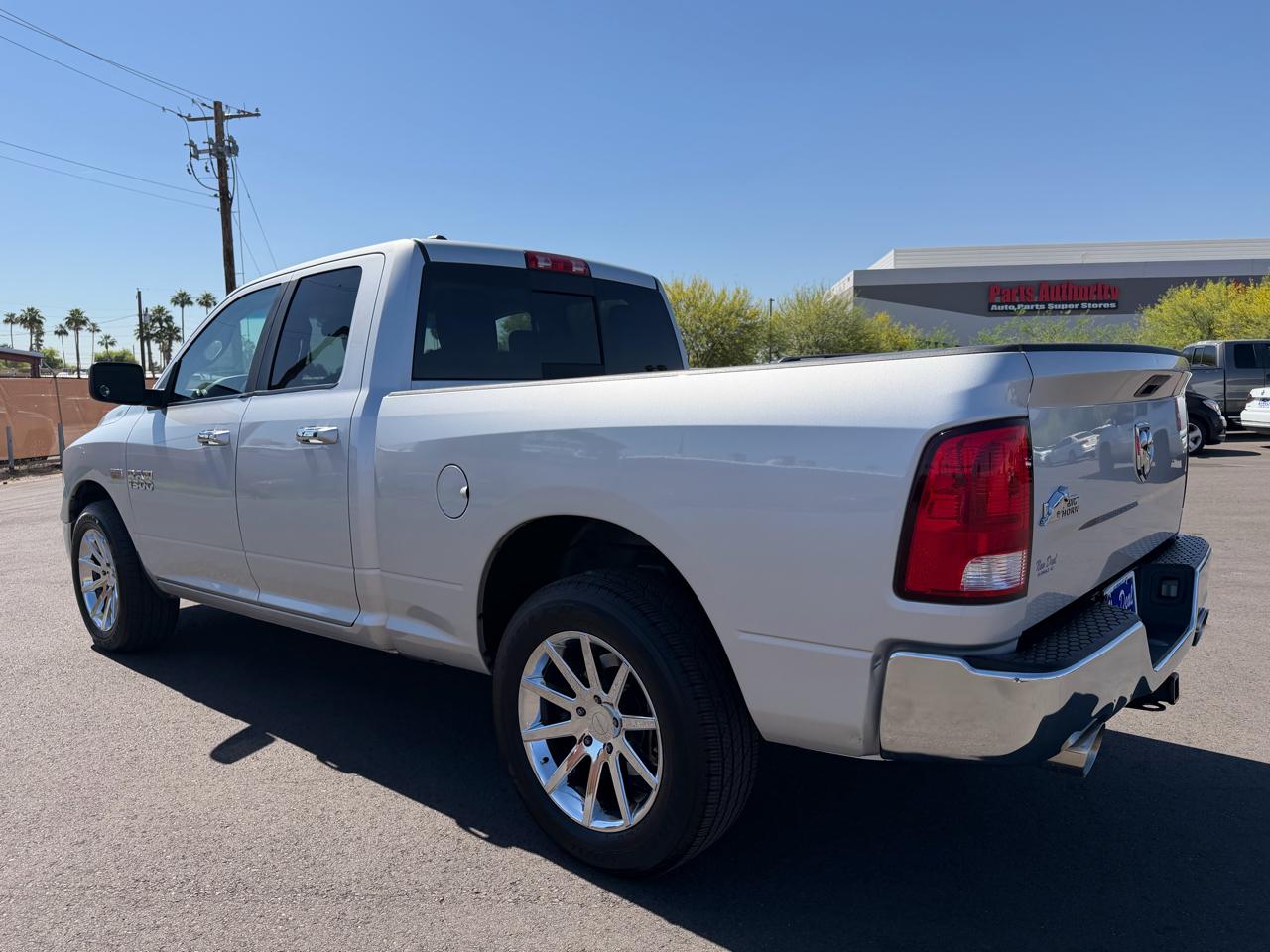 RAM 1500 2WD Quad Cab 140.5" Big Horn 2015