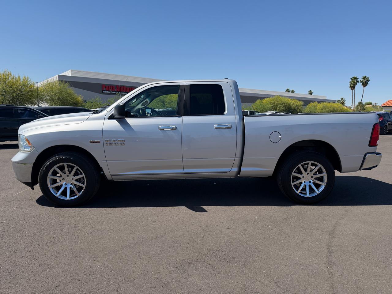 RAM 1500 2WD Quad Cab 140.5" Big Horn 2015