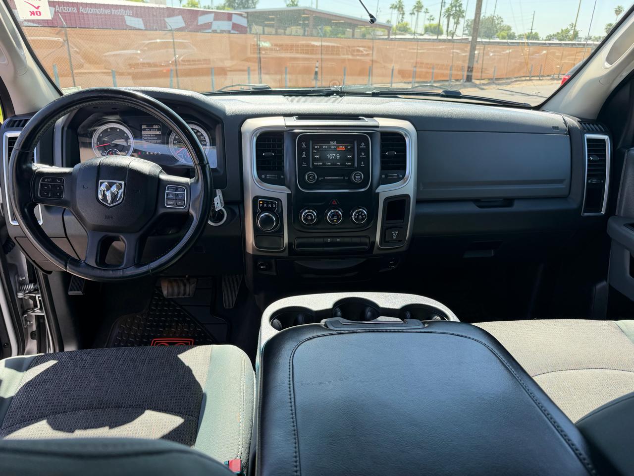 RAM 1500 2WD Quad Cab 140.5" Big Horn 2015