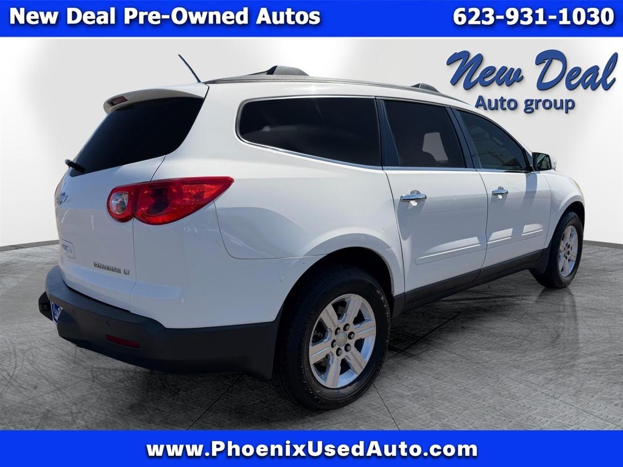 Chevrolet Traverse 2LT FWD 2012