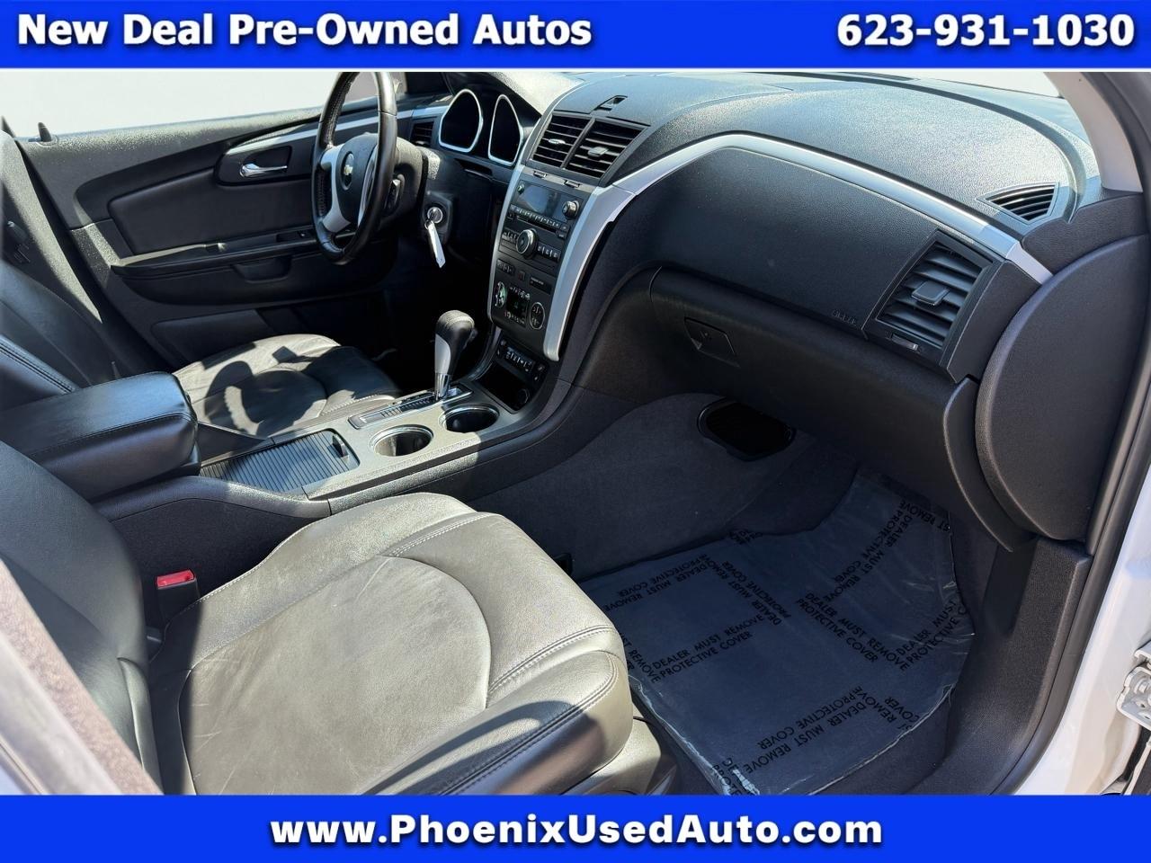 Chevrolet Traverse 2LT FWD 2012