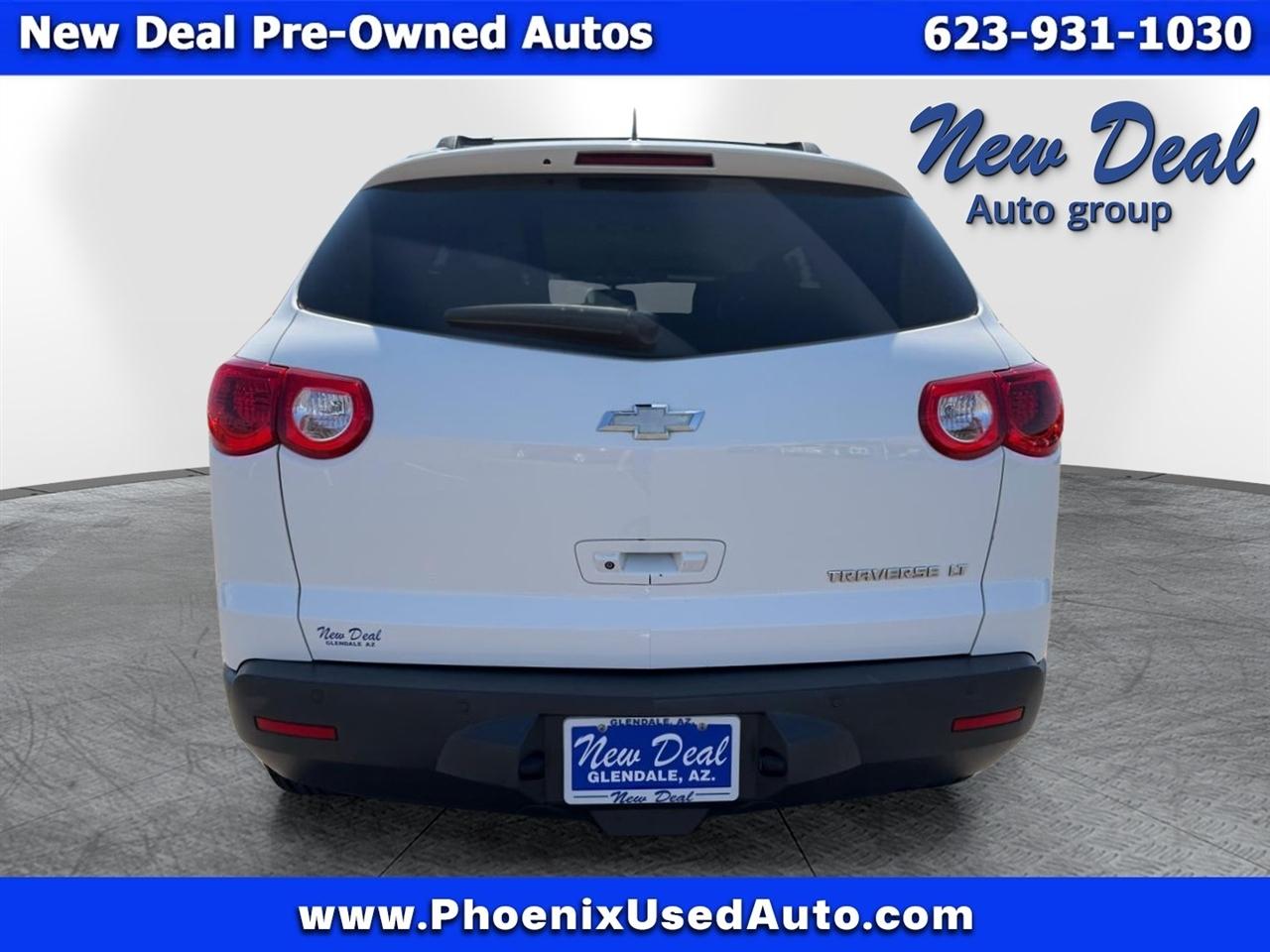 Chevrolet Traverse 2LT FWD 2012
