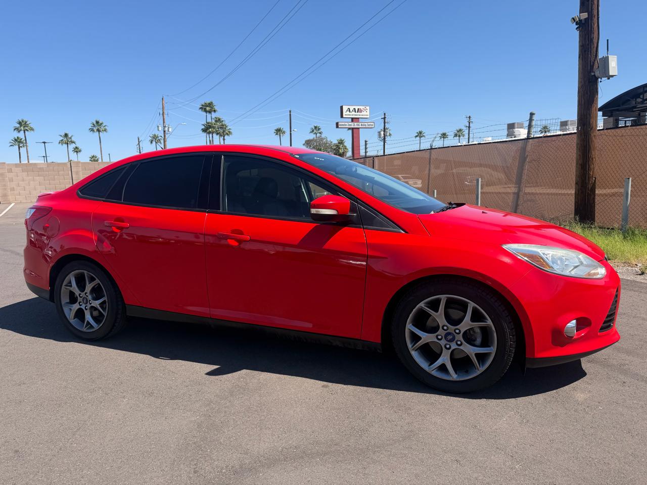 Ford Focus SE Sedan 2014