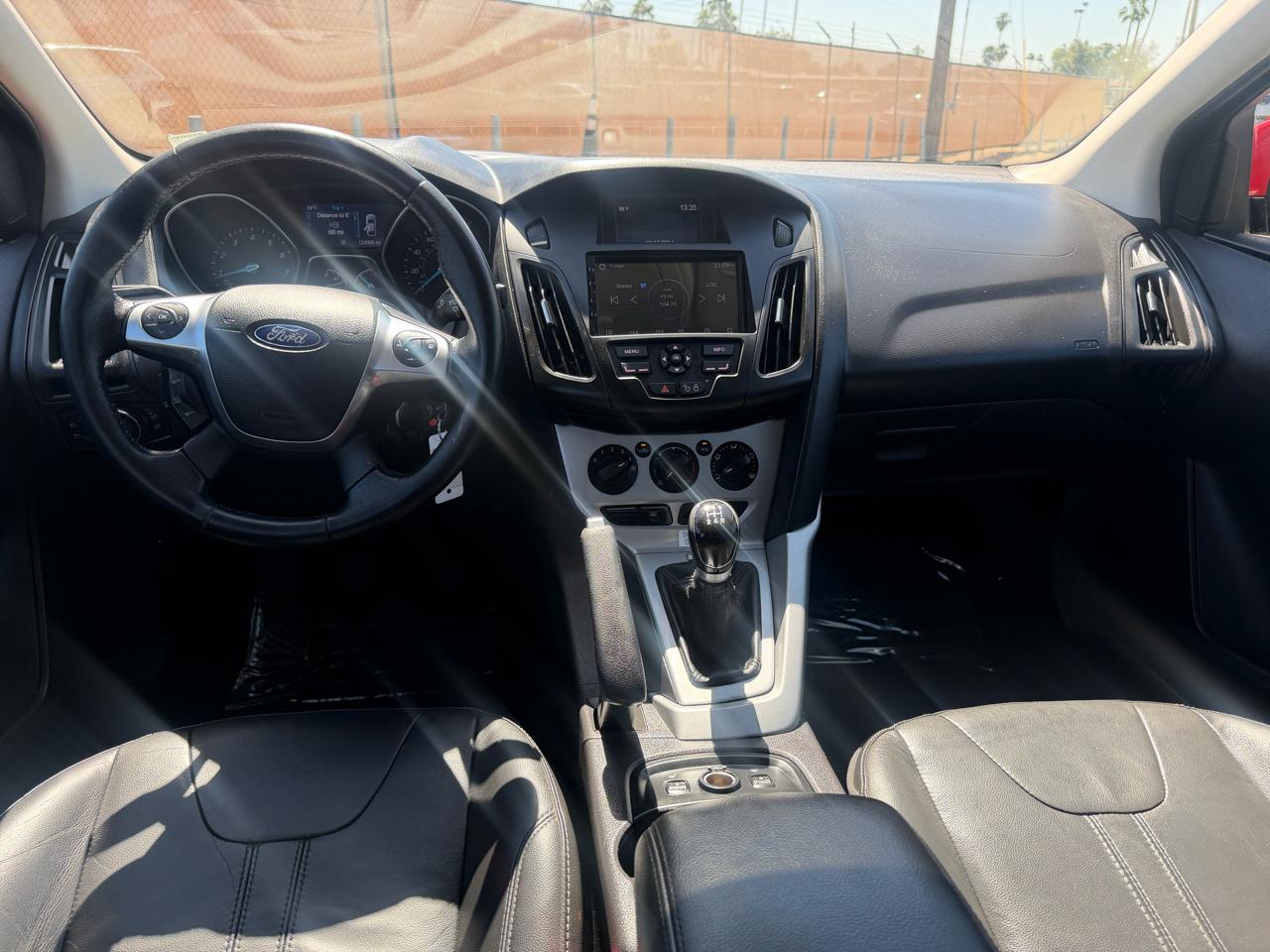 Ford Focus SE Sedan 2014