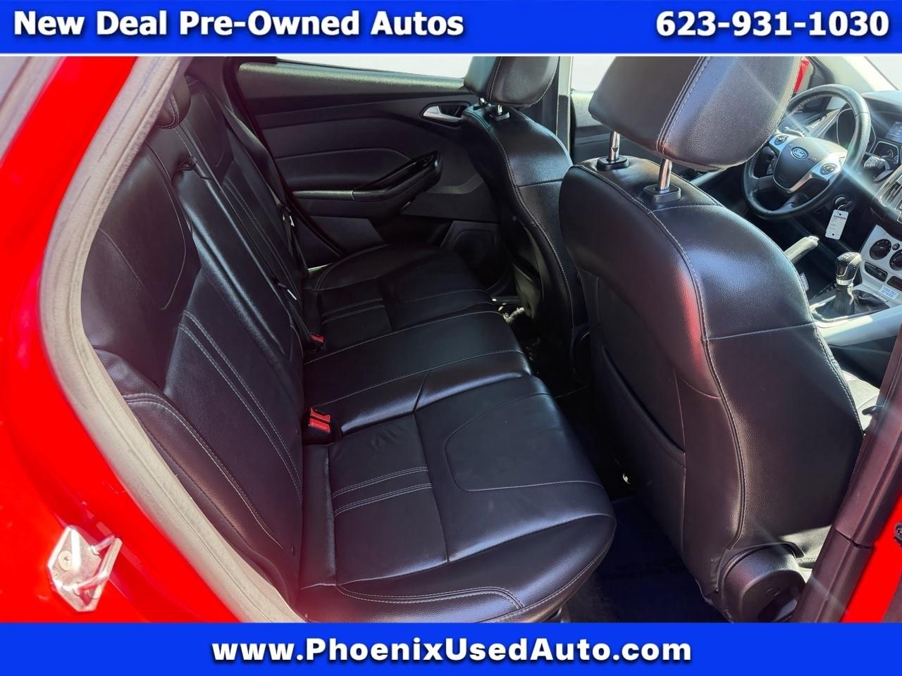 Ford Focus SE Sedan 2014