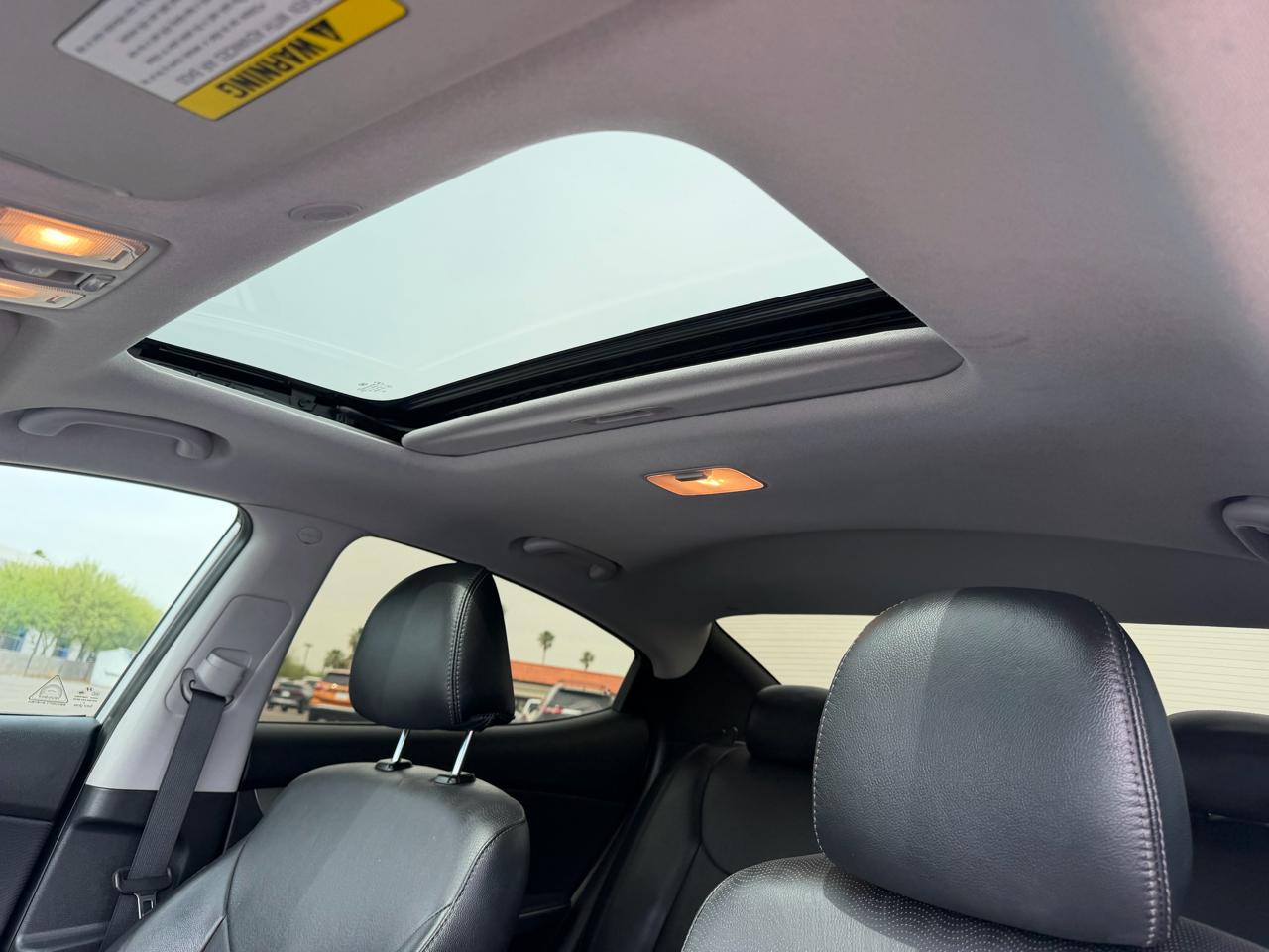 Hyundai Elantra Limited 2013