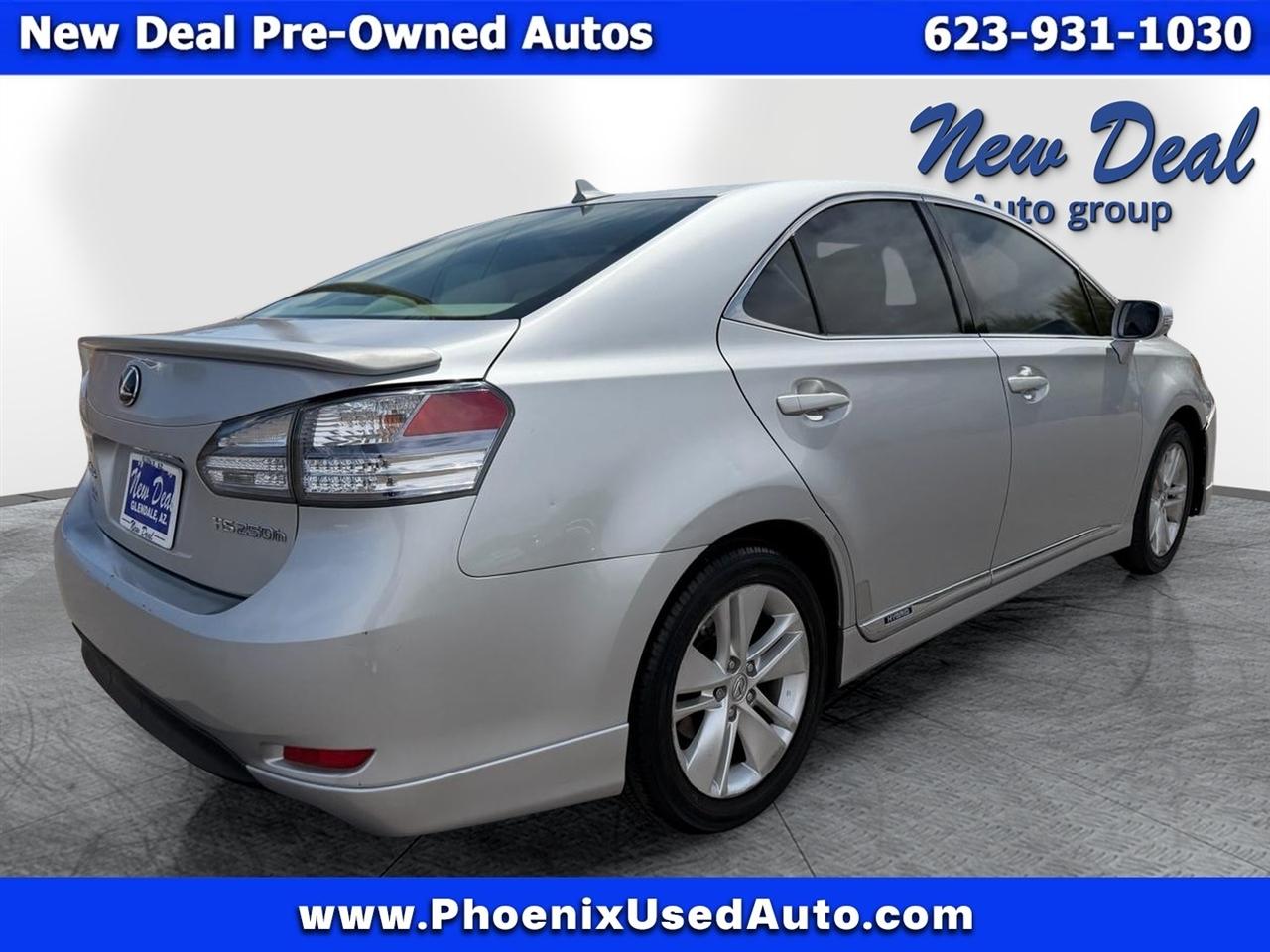 Lexus HS 250h Sedan 2010