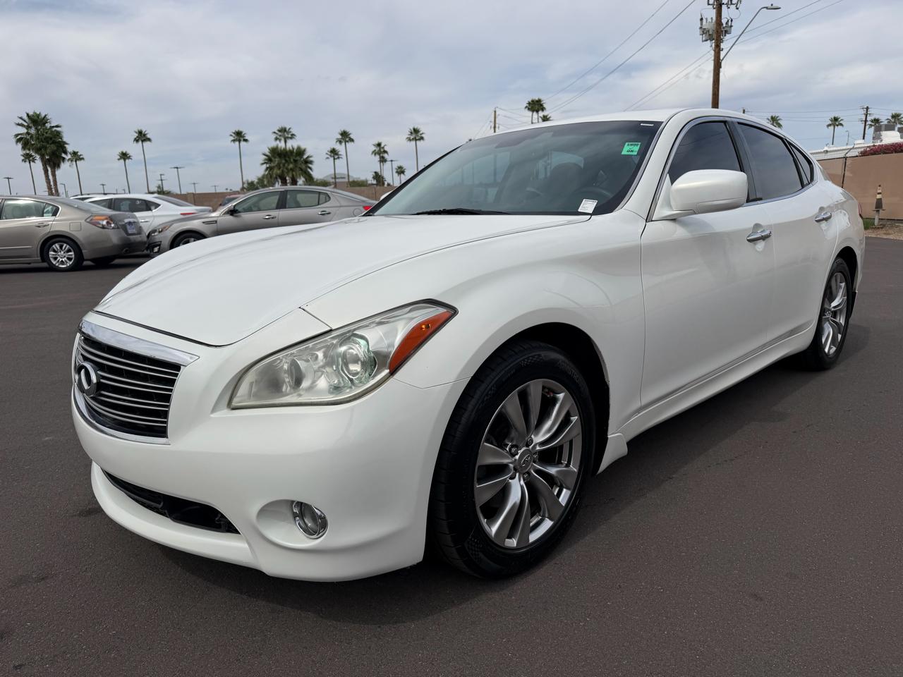 Infiniti M 56 2012