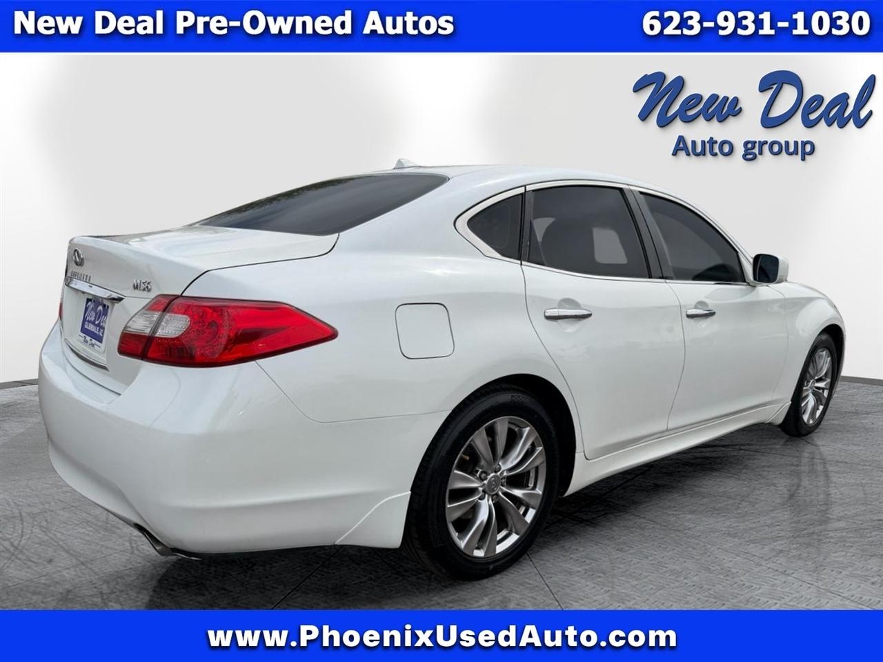 Infiniti M 56 2012