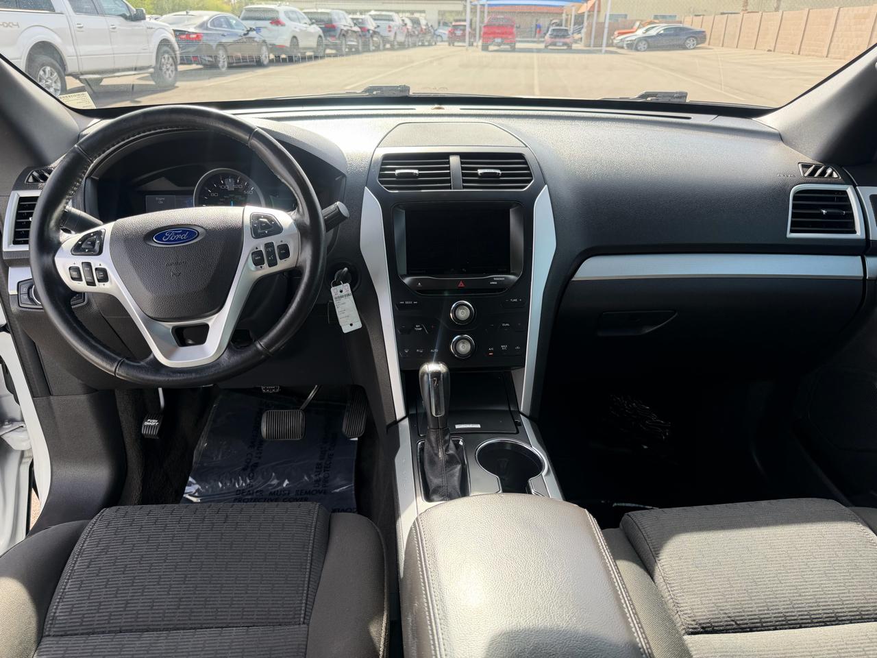 Ford Explorer 2WD 4dr V6 XLT 2015