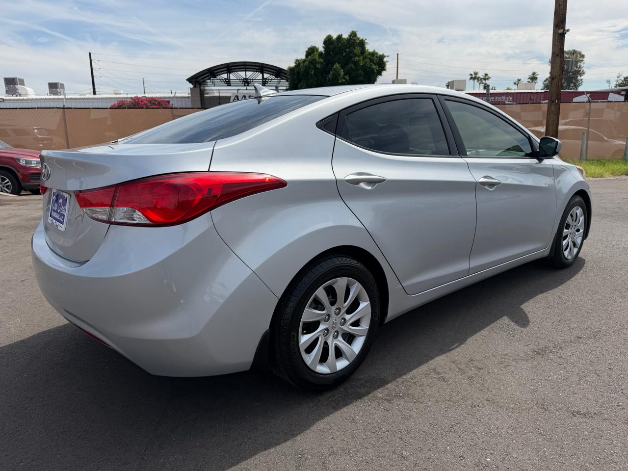 Hyundai Elantra Limited 2013