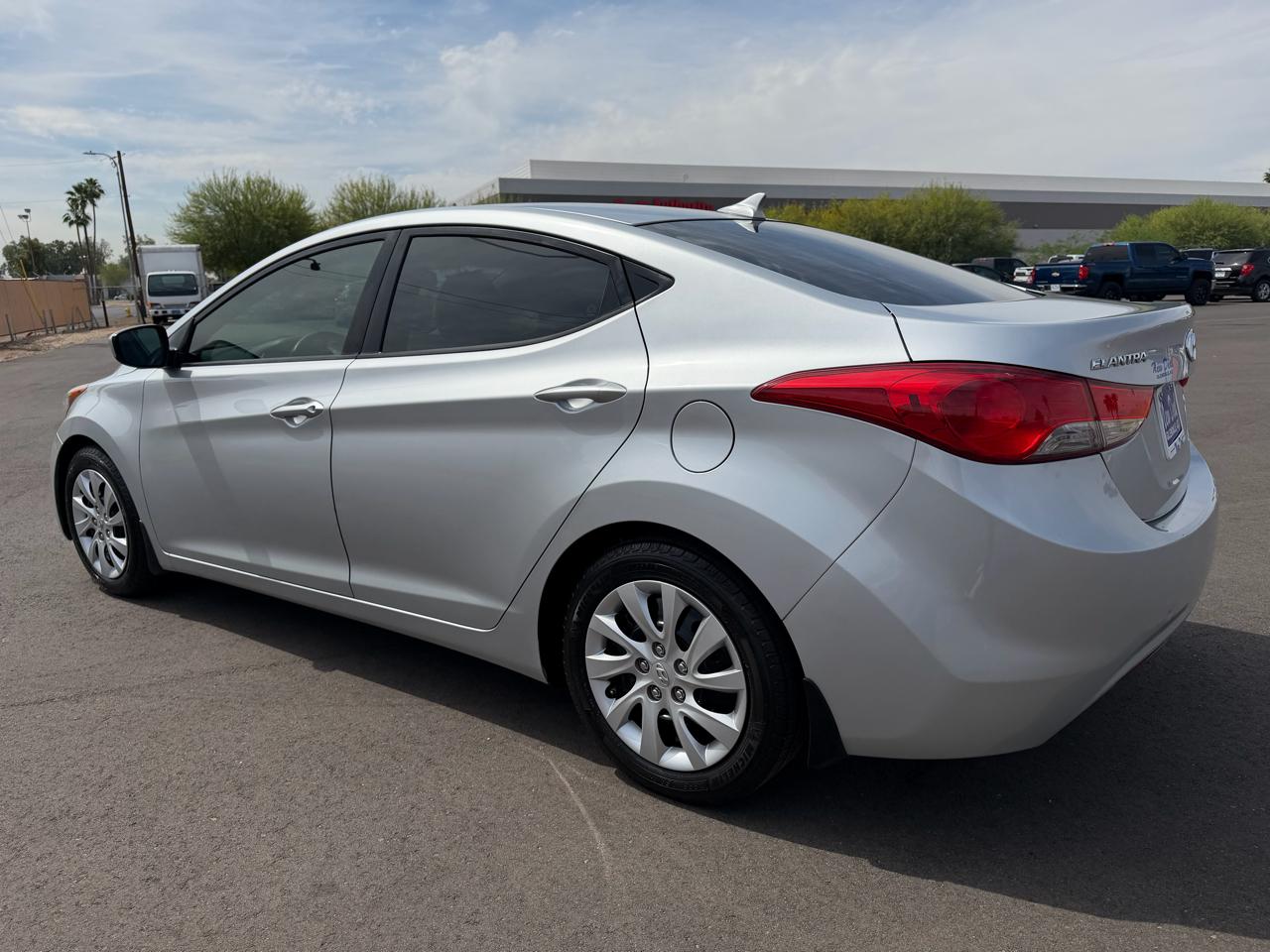 Hyundai Elantra Limited 2013