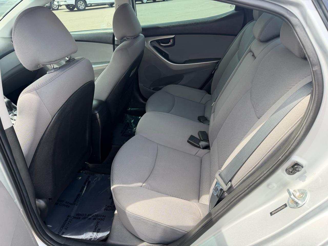 Hyundai Elantra Limited 2013