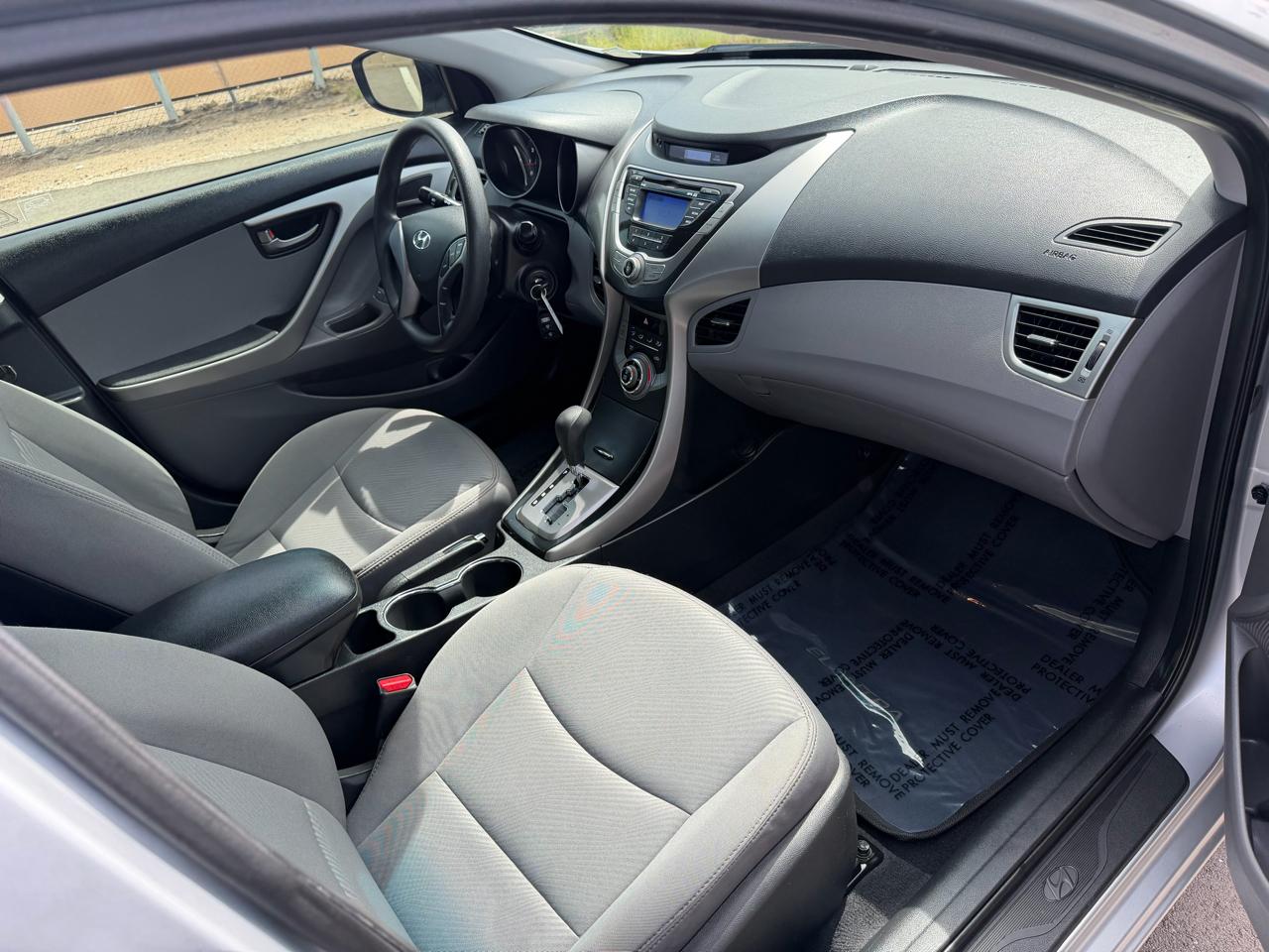 Hyundai Elantra Limited 2013