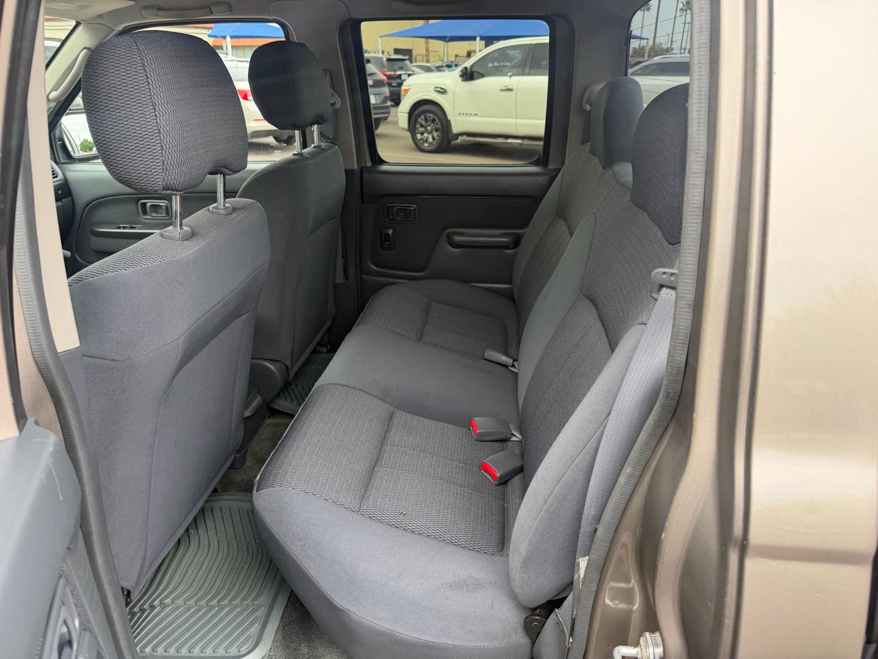 Nissan Frontier 2WD Crew Cab SWB Auto S 2004