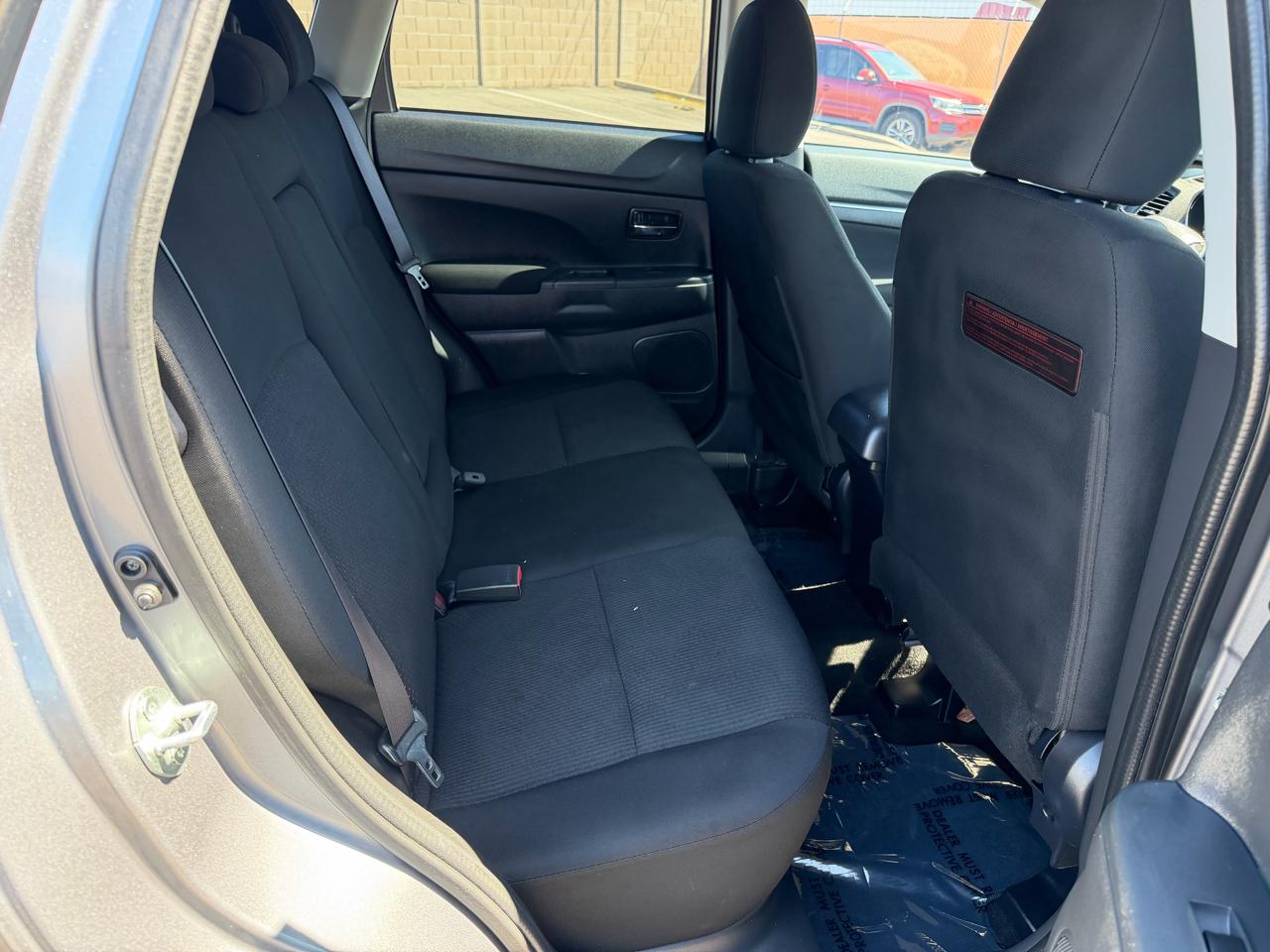 Mitsubishi Outlander Sport 2.4 ES CVT 2016