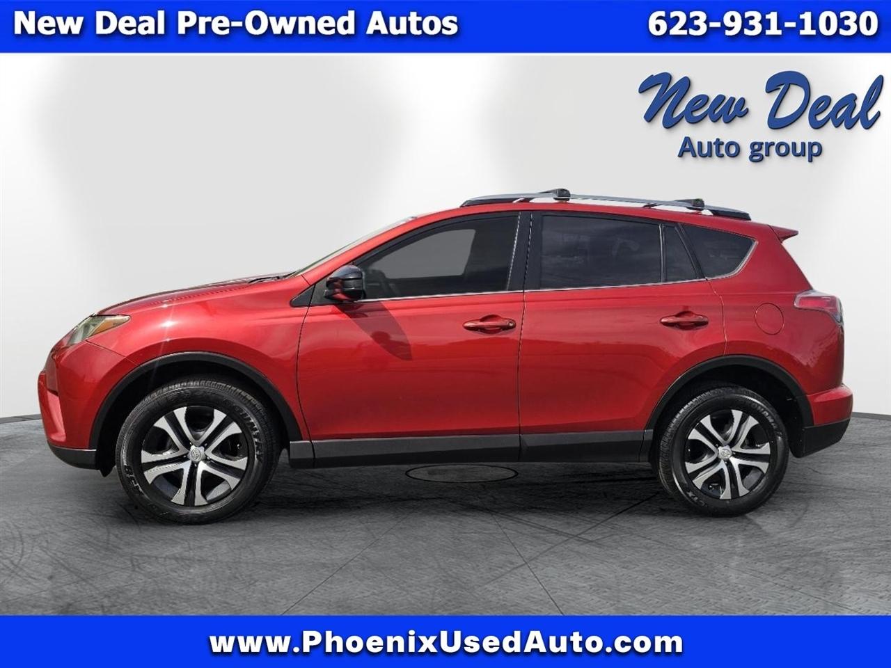 Toyota RAV4 LE FWD 2017