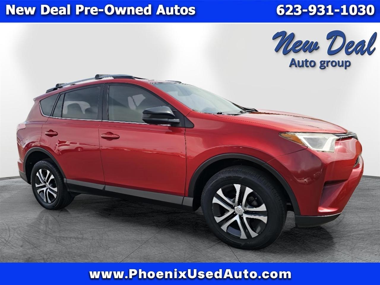 Toyota RAV4 LE FWD 2017