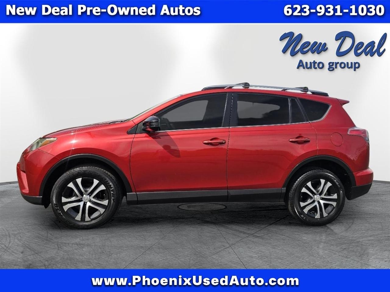 Toyota RAV4 LE FWD 2017