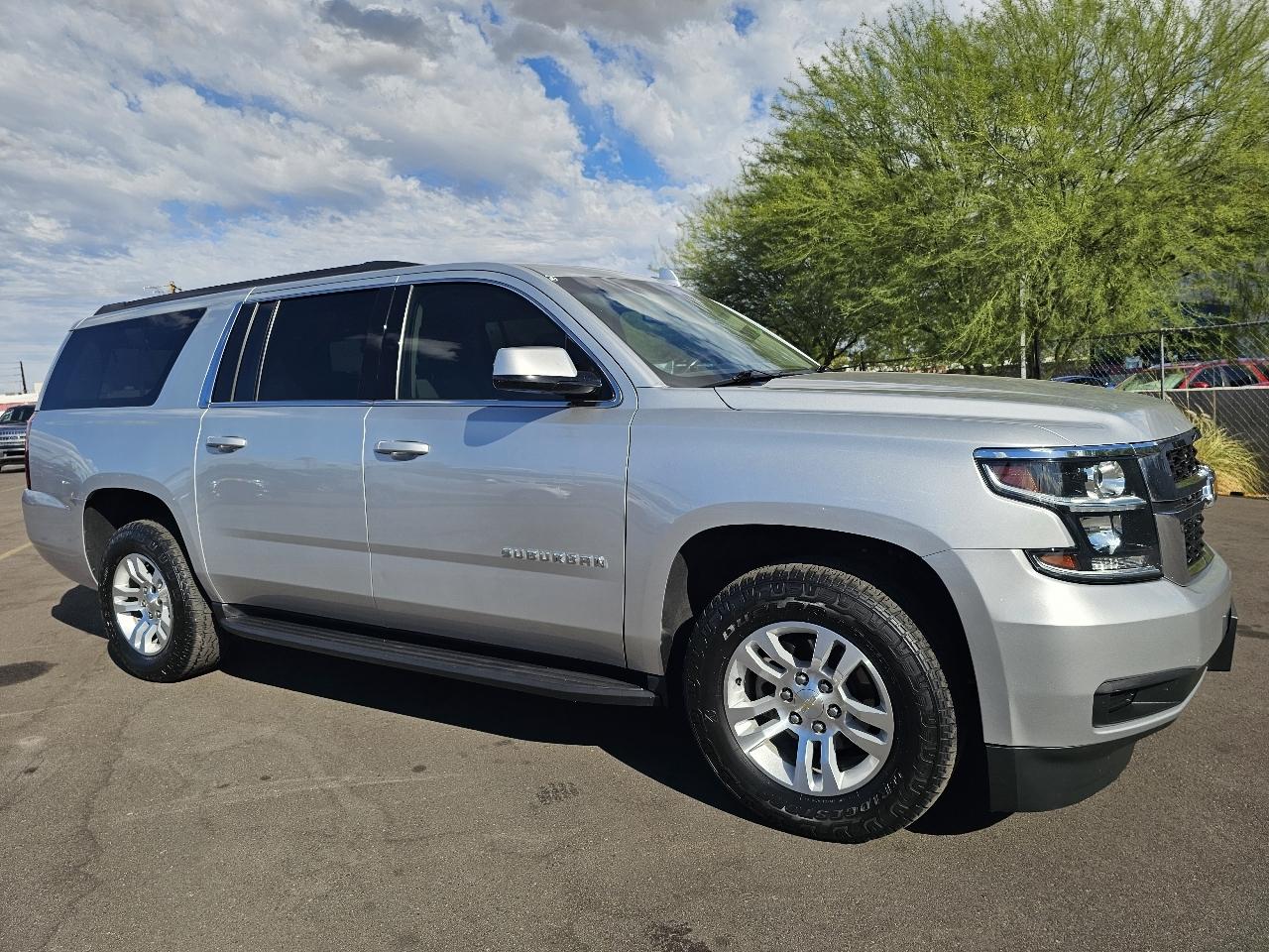 Chevrolet Suburban LS 4WD 2018