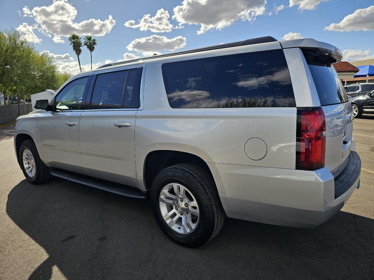 Chevrolet Suburban LS 4WD 2018
