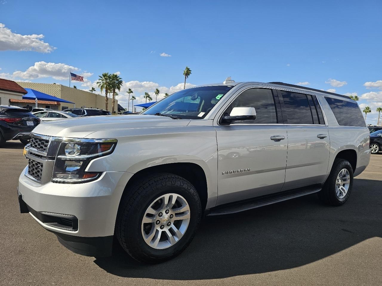 Chevrolet Suburban LS 4WD 2018