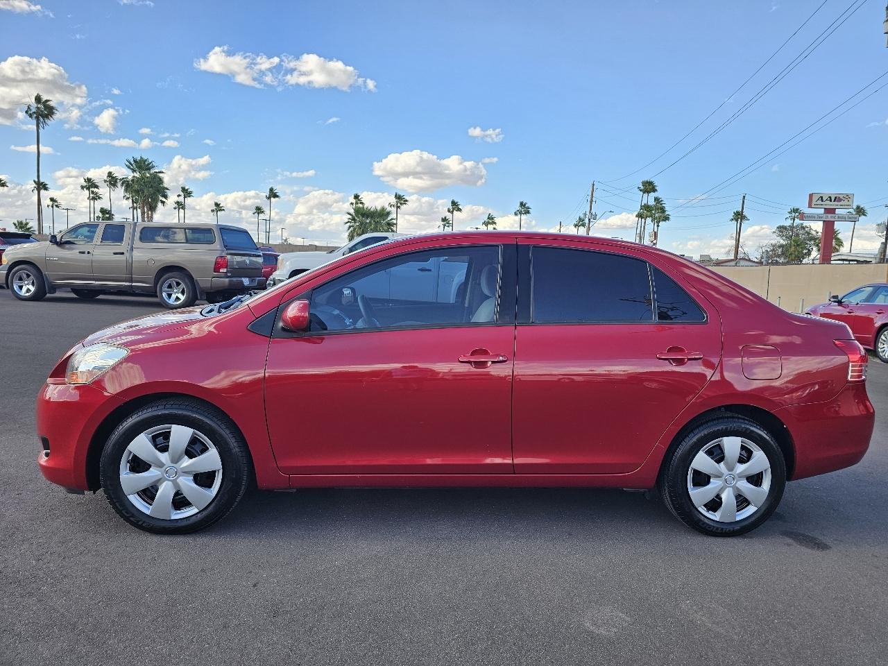 Toyota Yaris Sedan 2007