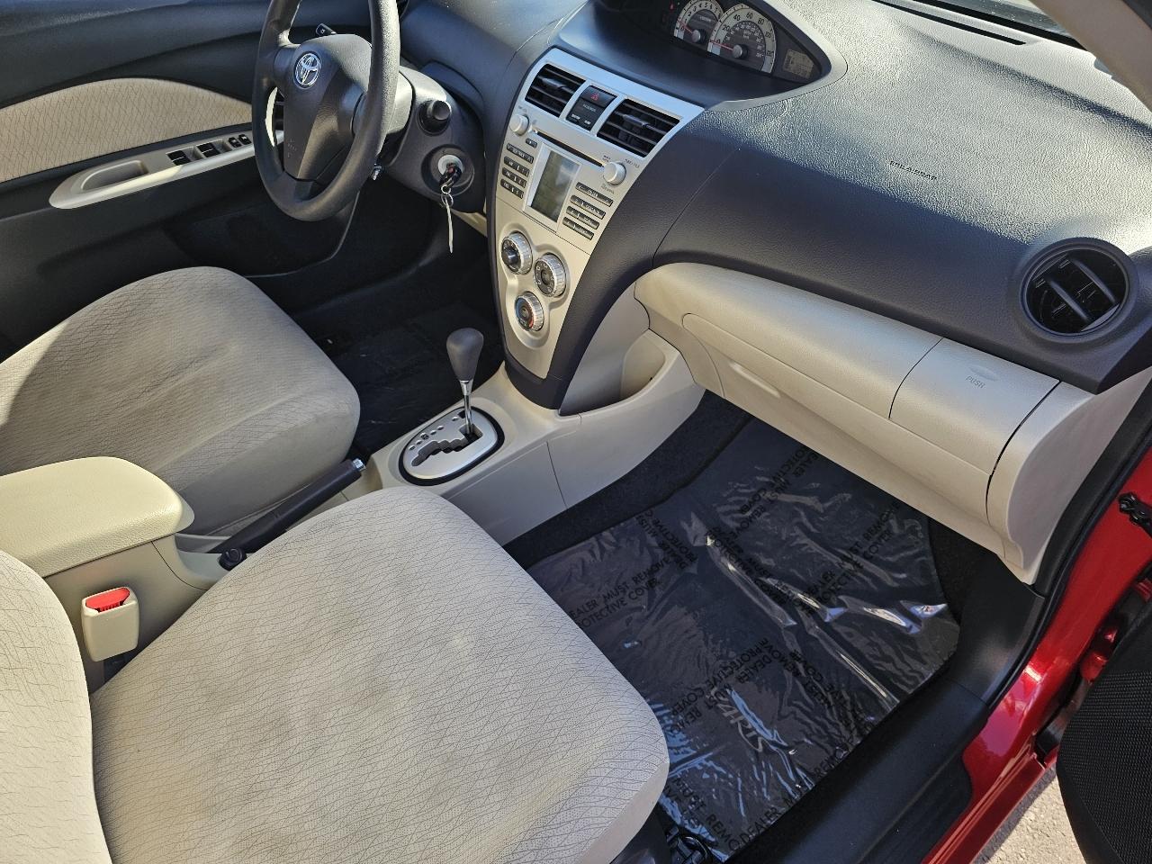 Toyota Yaris Sedan 2007