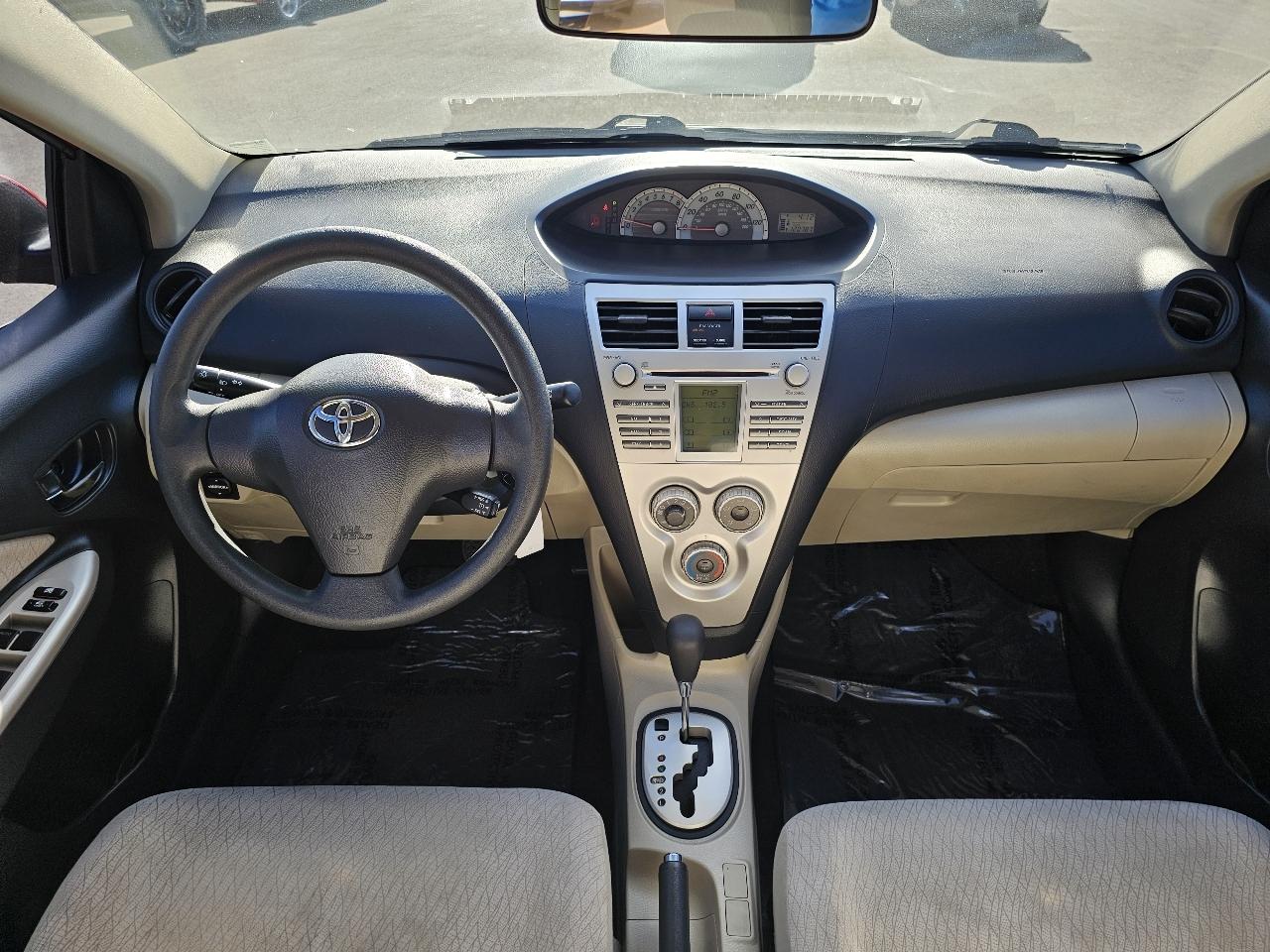 Toyota Yaris Sedan 2007