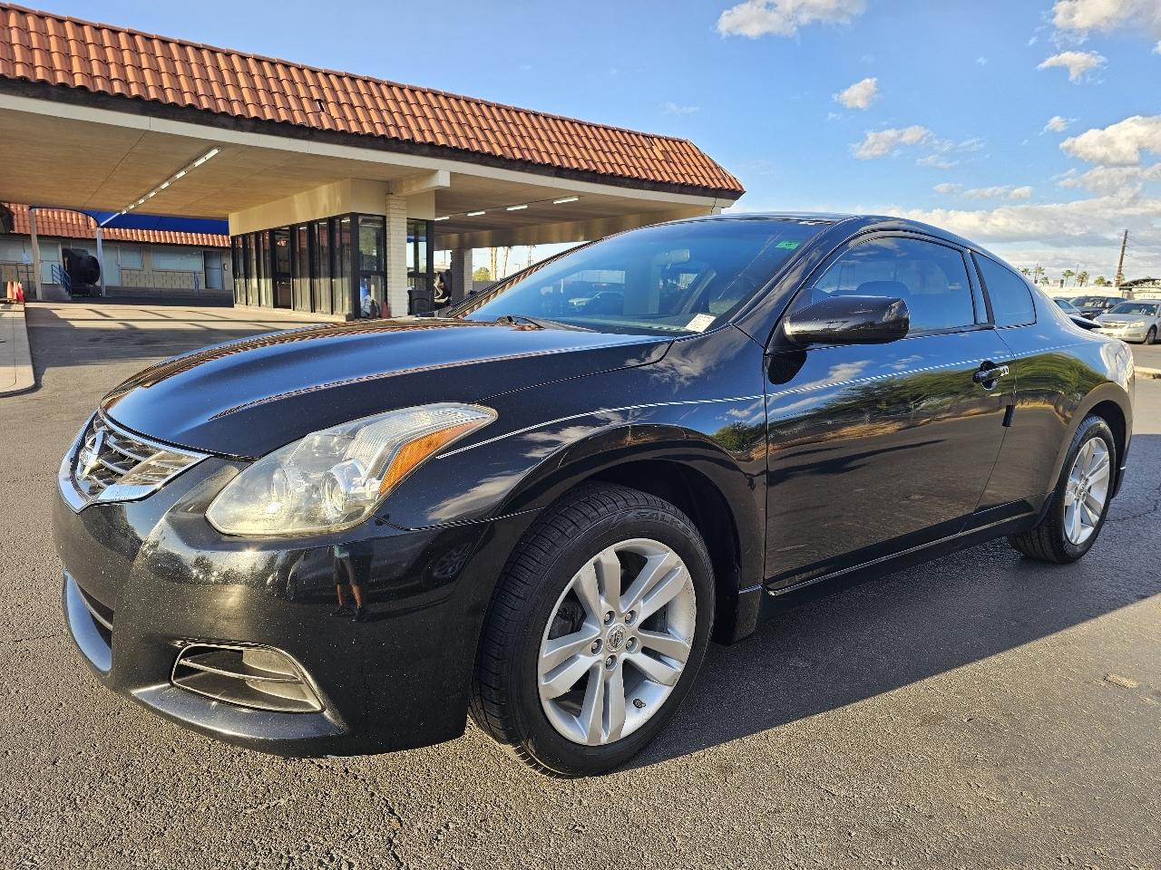 Nissan Altima 2.5 S CVT Coupe 2013