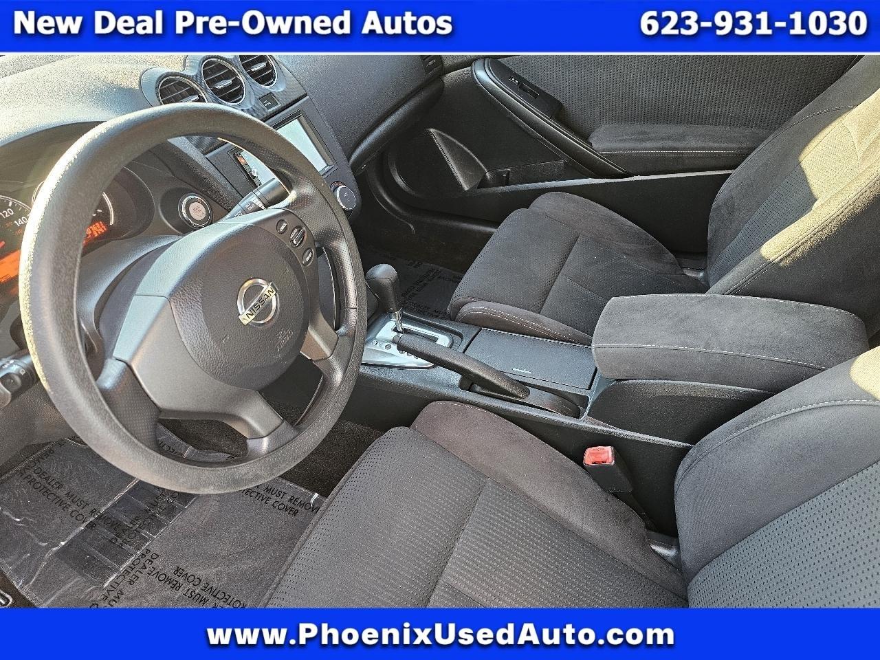 Nissan Altima 2.5 S CVT Coupe 2013