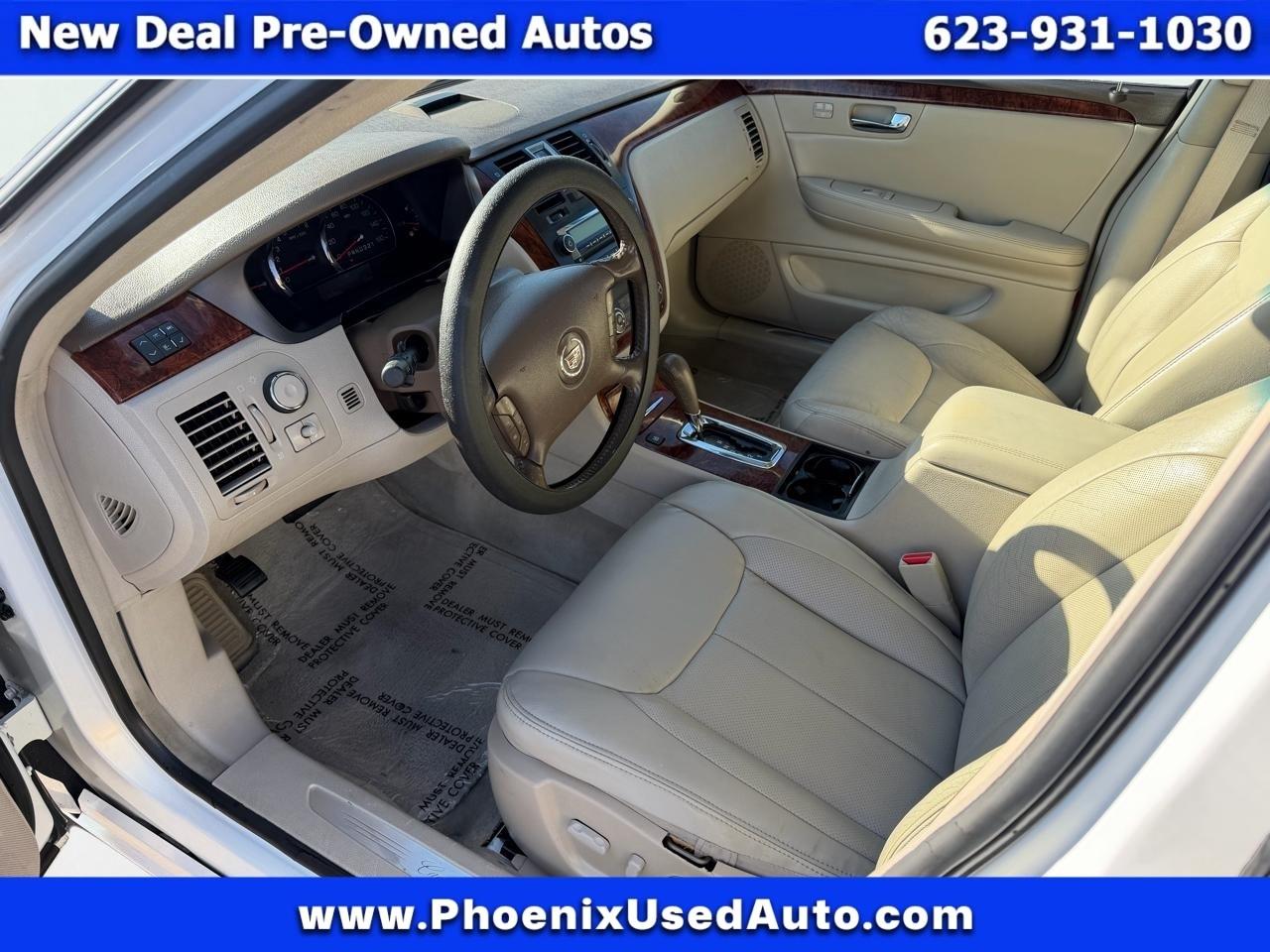 Cadillac DTS Sedan 2006