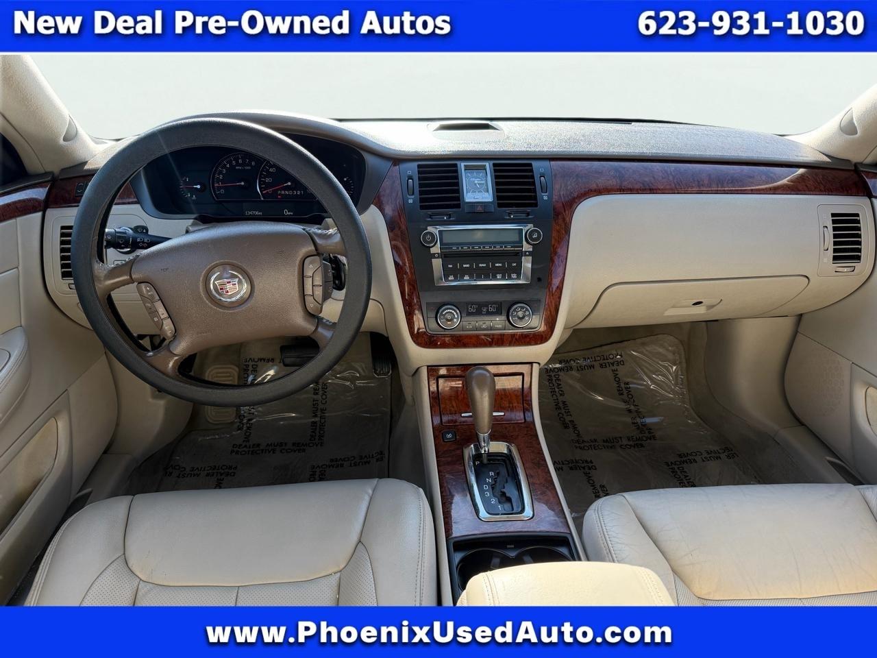 Cadillac DTS Sedan 2006