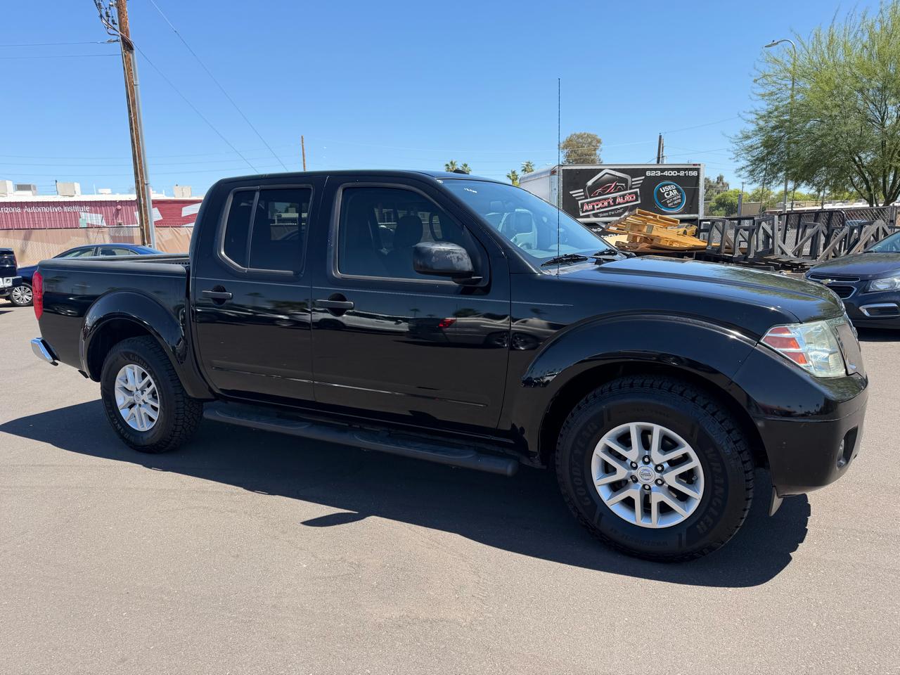 Nissan Frontier S Crew Cab 5AT 2WD 2015