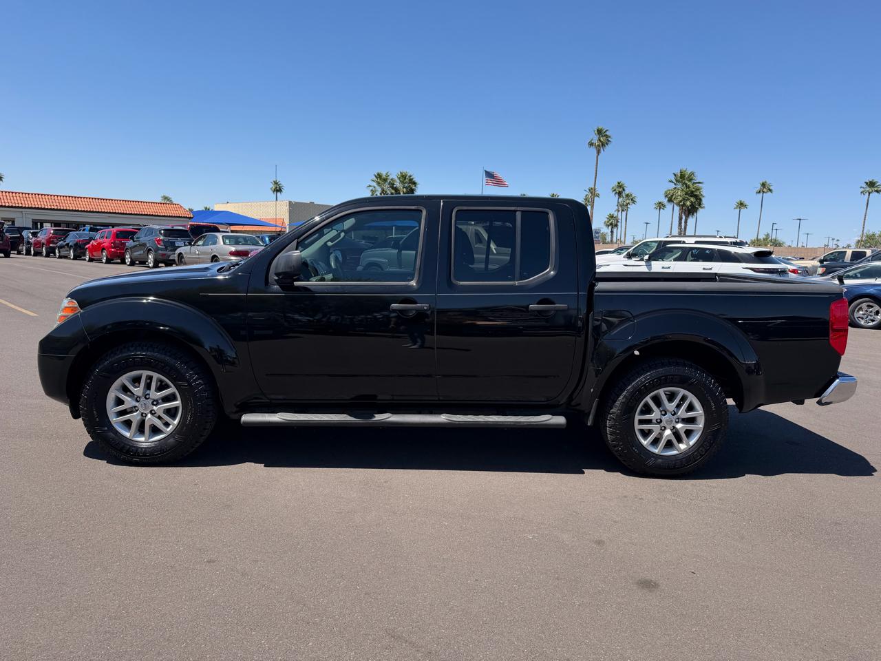 Nissan Frontier S Crew Cab 5AT 2WD 2015