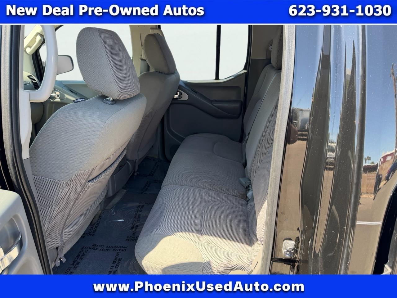 Nissan Frontier S Crew Cab 5AT 2WD 2015