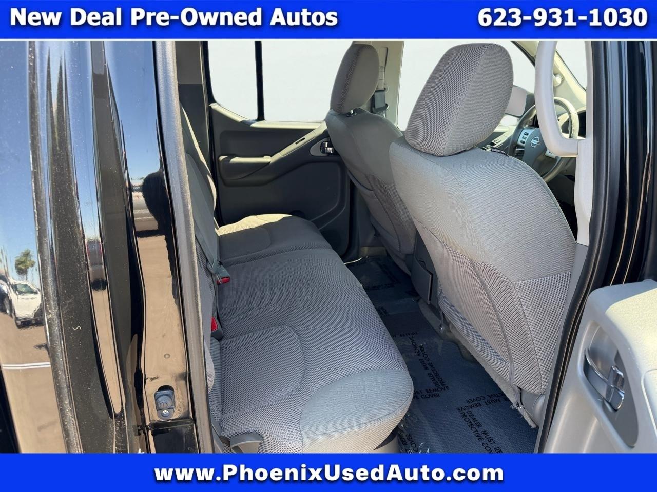 Nissan Frontier S Crew Cab 5AT 2WD 2015