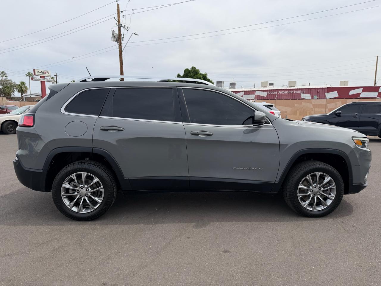 Jeep Cherokee Latitude Plus FWD 2019