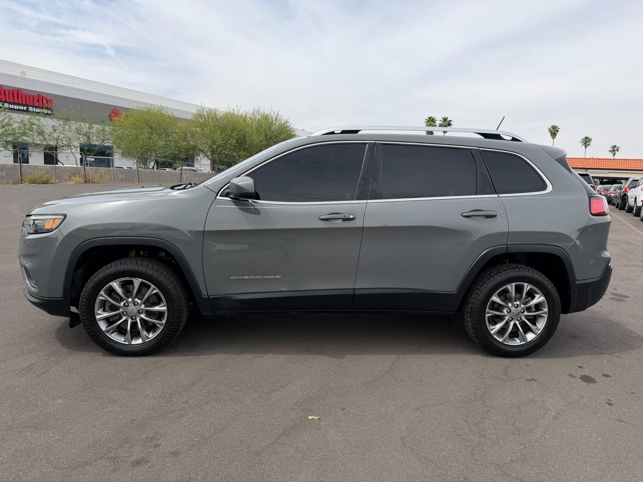 Jeep Cherokee Latitude Plus FWD 2019