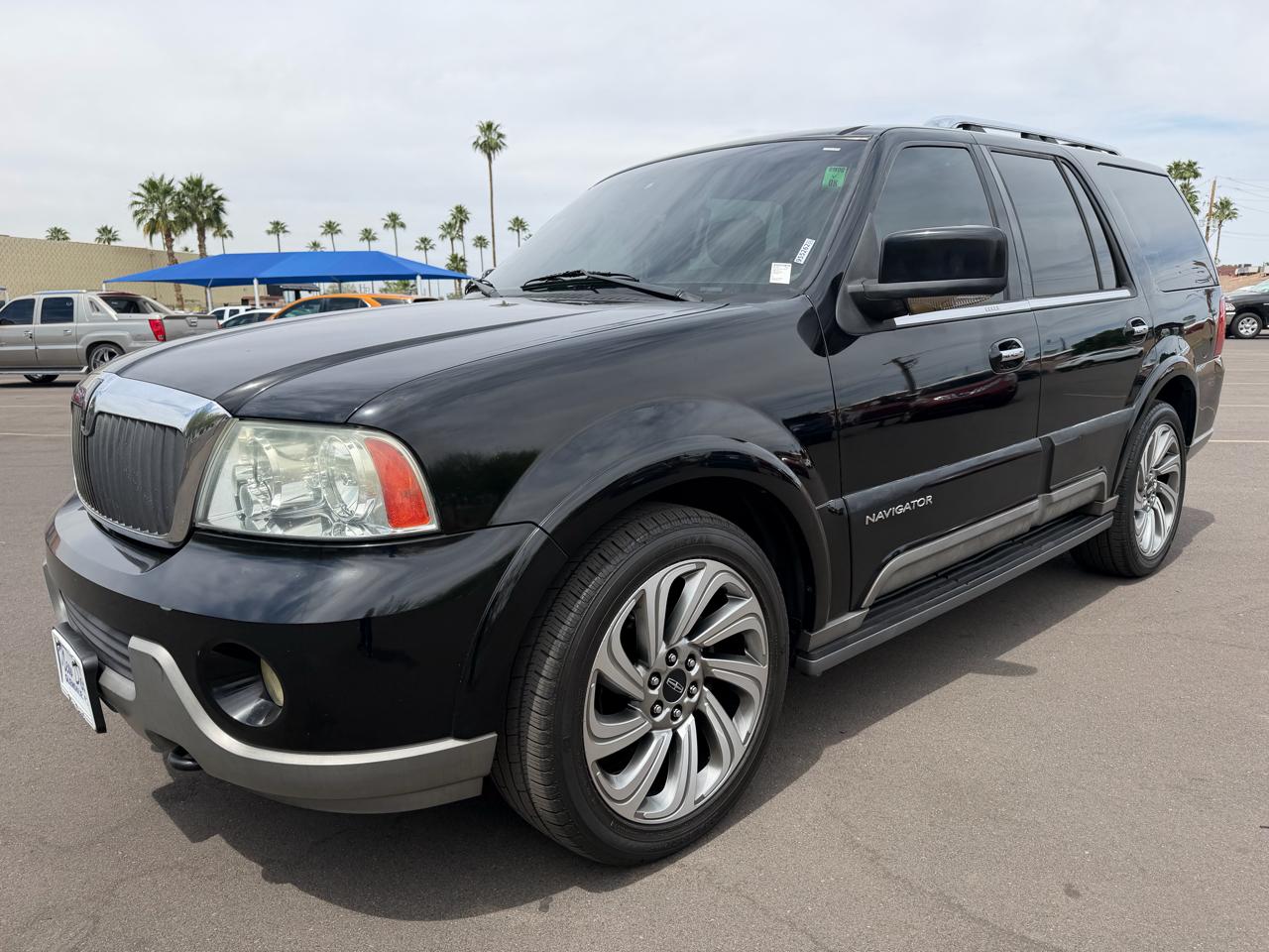 Lincoln Navigator Luxury 2WD 2004