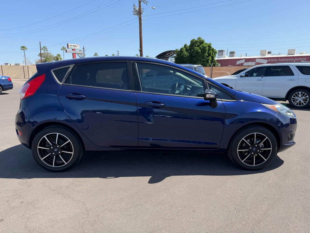 Ford Fiesta SE Hatchback 2016