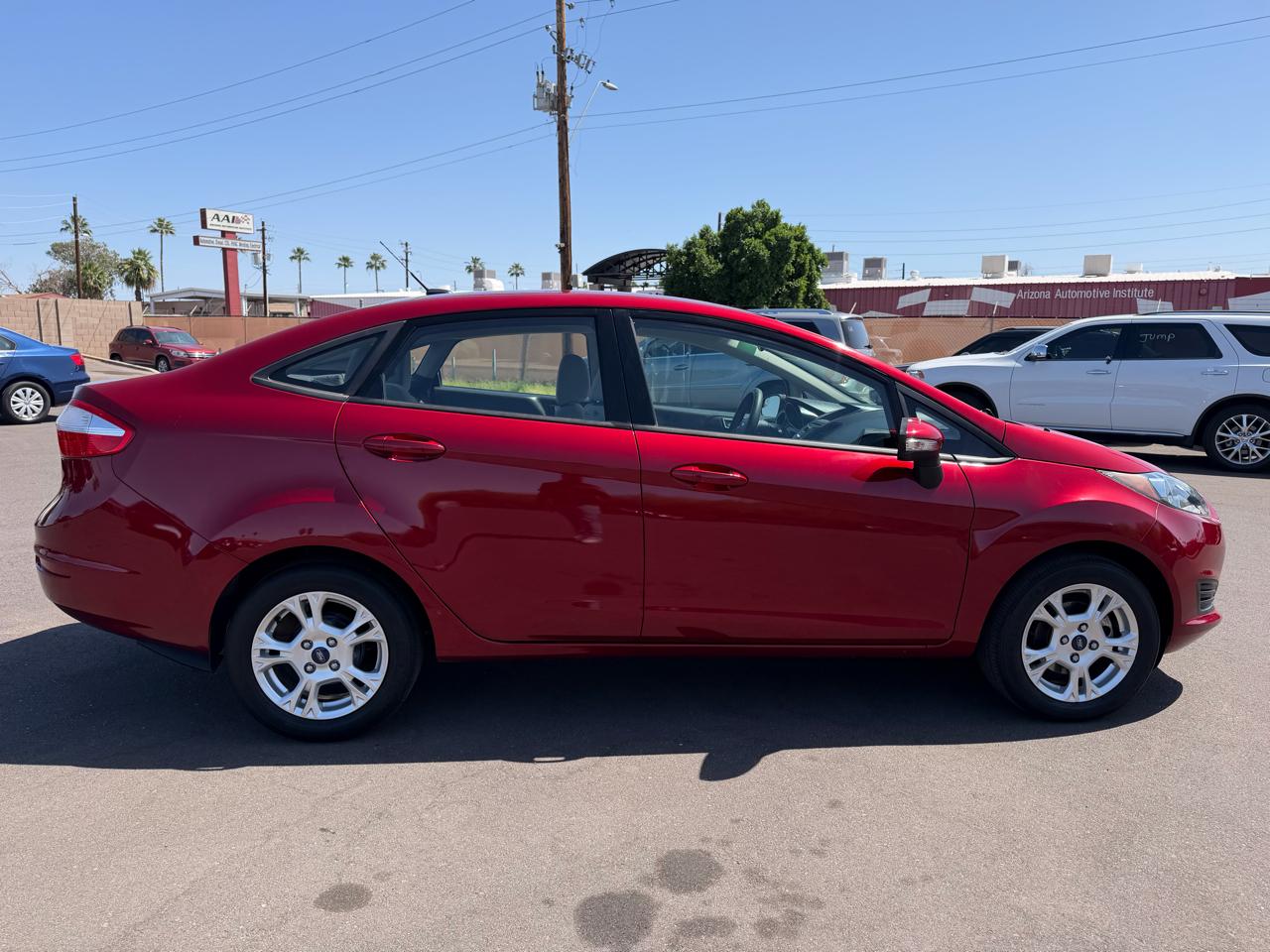 Ford Fiesta SE Sedan 2014