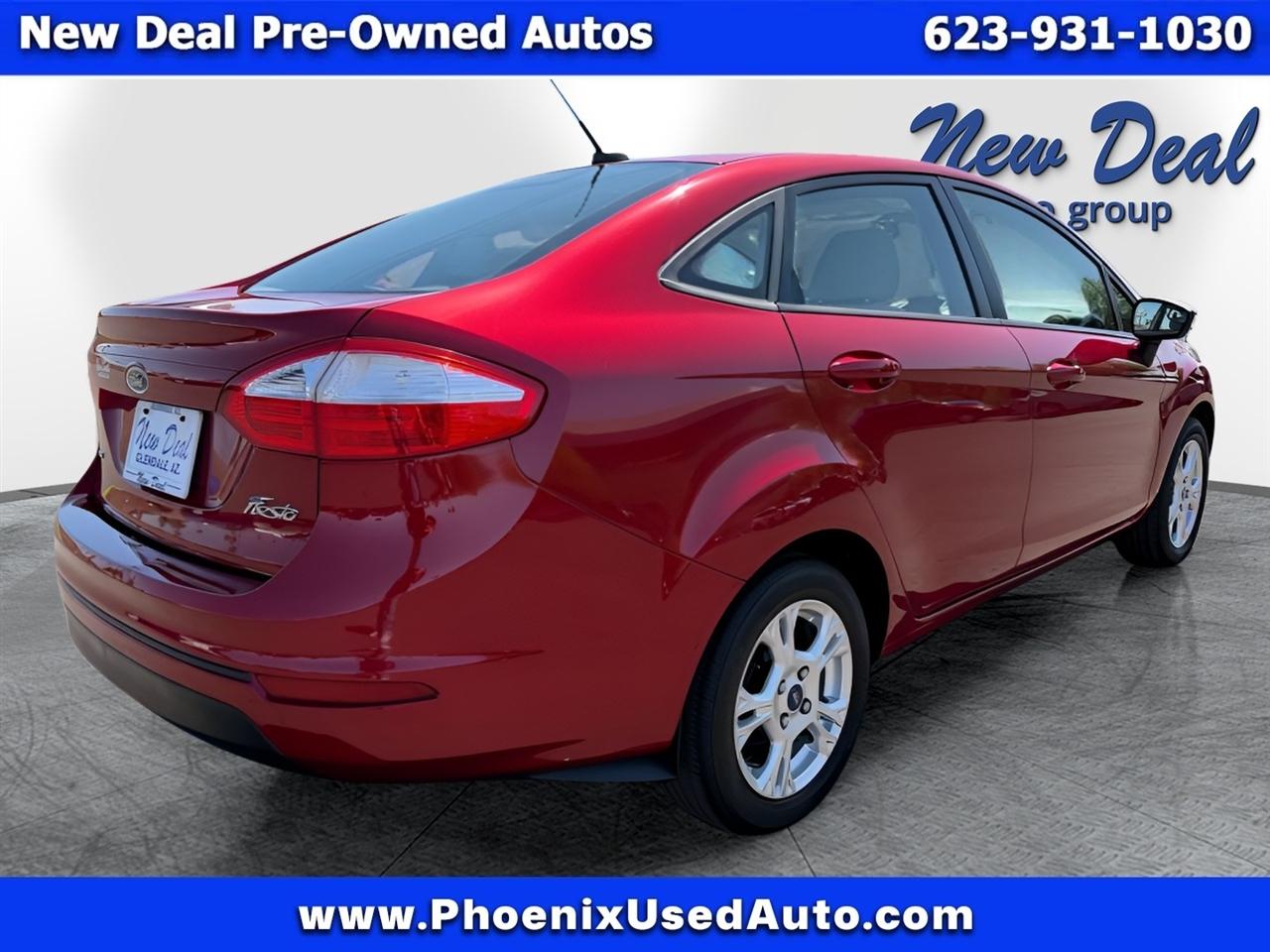 Ford Fiesta SE Sedan 2014