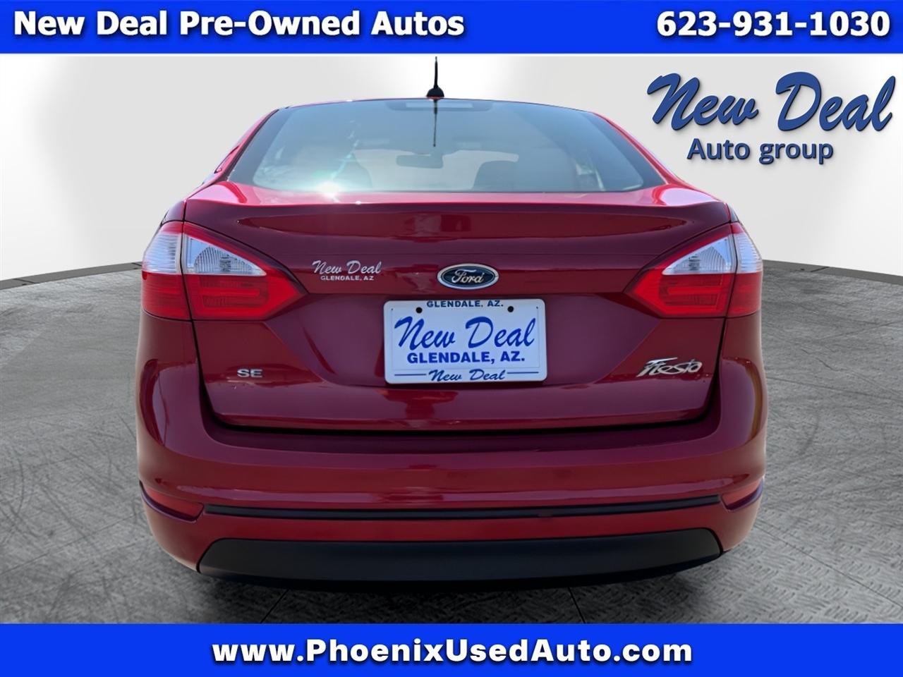 Ford Fiesta SE Sedan 2014